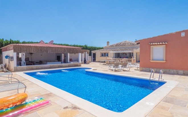 Resale - Villa -
Rojales - Inland