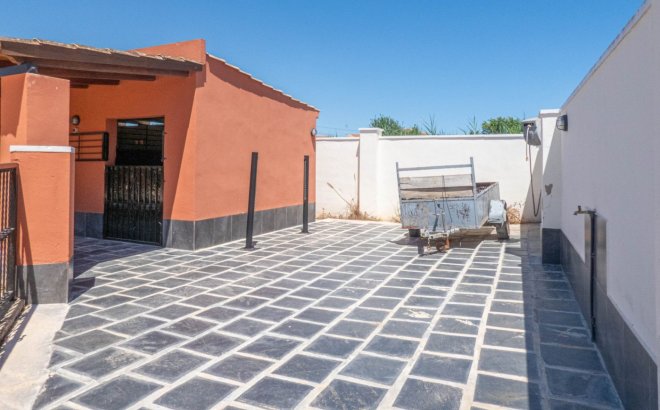 Resale - Villa -
Rojales - Inland