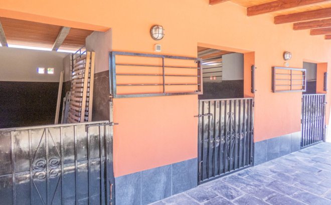 Resale - Villa -
Rojales - Inland