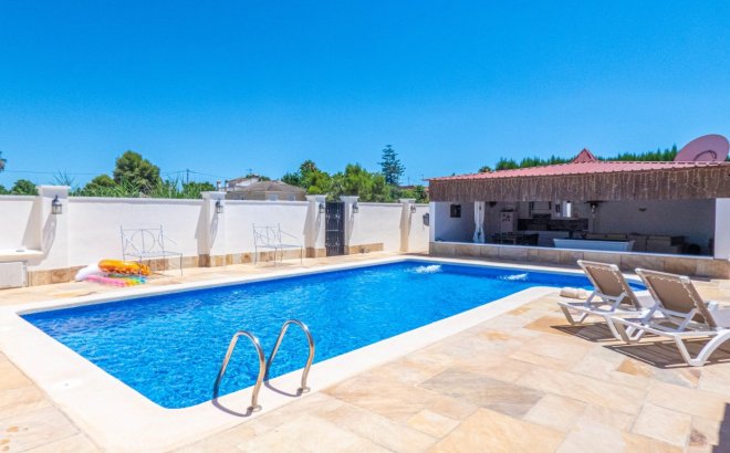 Resale - Villa -
Rojales - Inland