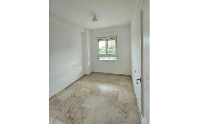 Revente - Appartement -
Orihuela Costa - Altos De Campoamor