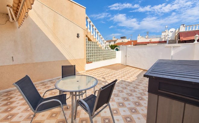Resale - Bungalow -
Torrevieja - Torretas