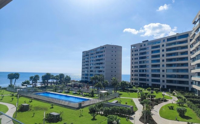 Resale - Apartment -
Orihuela Costa - Punta Prima