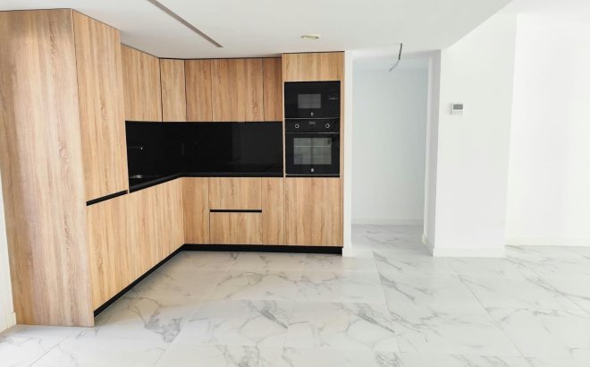 Resale - Apartment -
Orihuela Costa - Punta Prima