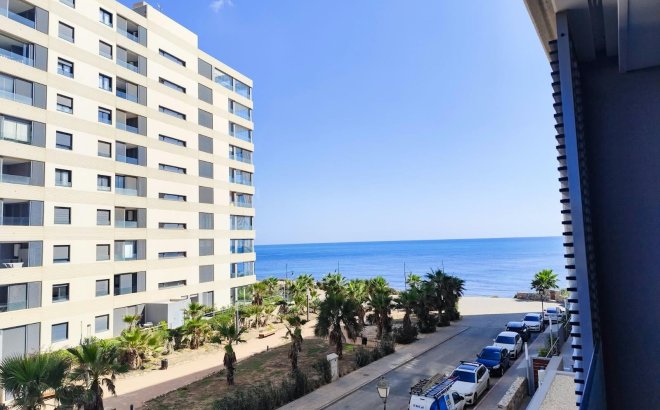 Resale - Apartment -
Orihuela Costa - Punta Prima
