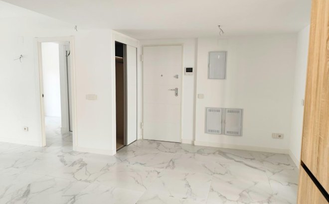 Resale - Apartment -
Orihuela Costa - Punta Prima