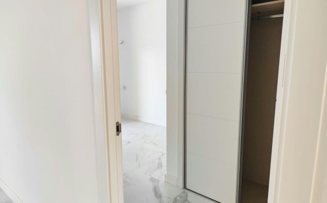 Resale - Apartment -
Orihuela Costa - Punta Prima