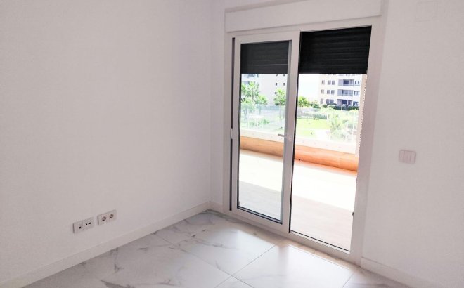 Resale - Apartment -
Orihuela Costa - Punta Prima