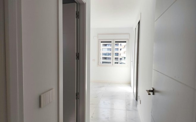 Resale - Apartment -
Orihuela Costa - Punta Prima