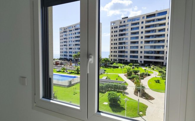 Resale - Apartment -
Orihuela Costa - Punta Prima