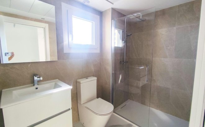 Resale - Apartment -
Orihuela Costa - Punta Prima