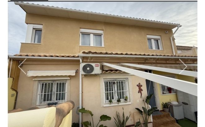 Revente - Town House -
Orihuela Costa - La Florida