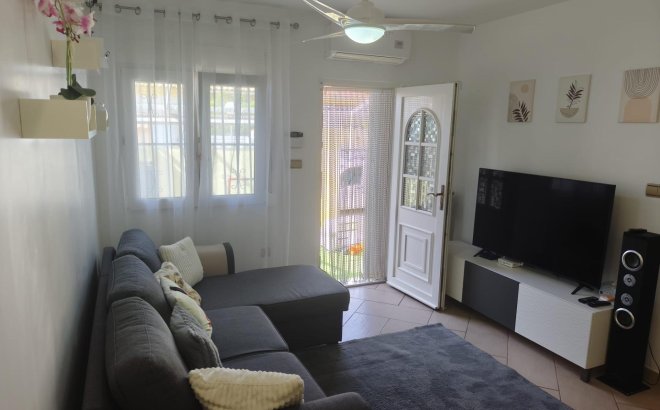 Revente - Town House -
Orihuela Costa - La Florida