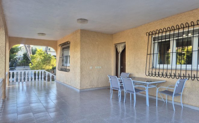 Revente - Villa -
Torrevieja - Los Balcones - Los Altos del Edén