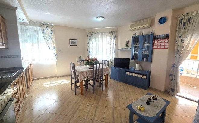 Revente - Appartement -
Torrevieja - Playa del Cura
