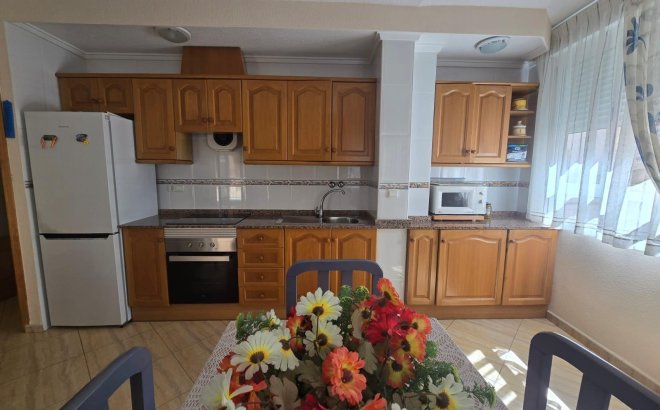 Revente - Appartement -
Torrevieja - Playa del Cura