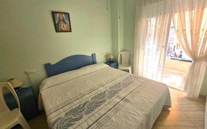 Revente - Appartement -
Torrevieja - Playa del Cura