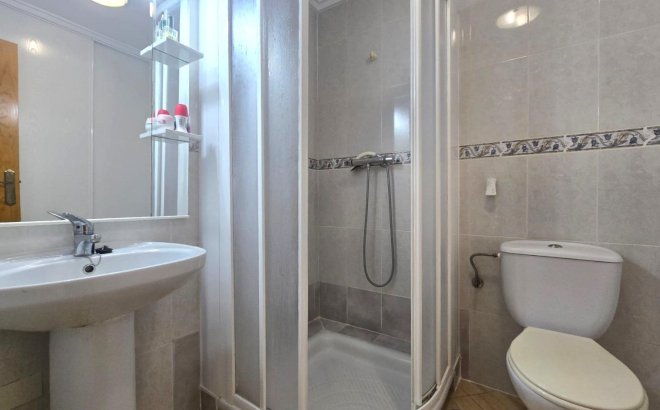 Revente - Appartement -
Torrevieja - Playa del Cura