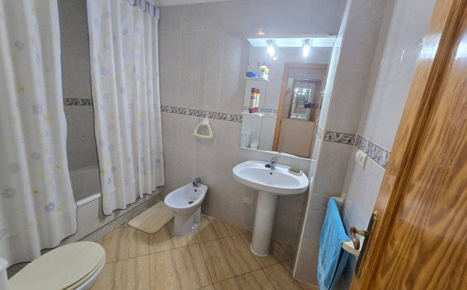 Revente - Appartement -
Torrevieja - Playa del Cura