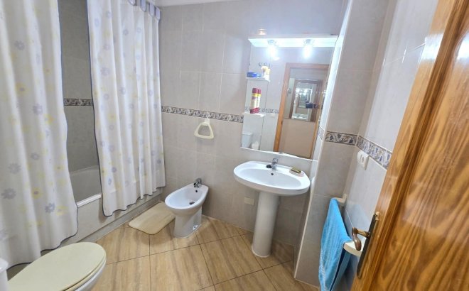 Revente - Appartement -
Torrevieja - Playa del Cura