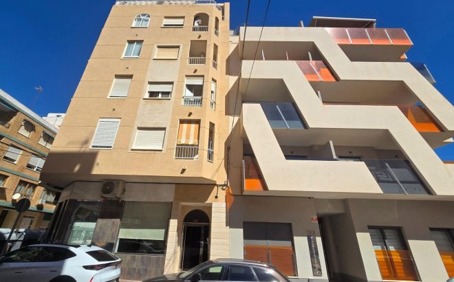 Revente - Appartement -
Torrevieja - Playa del Cura