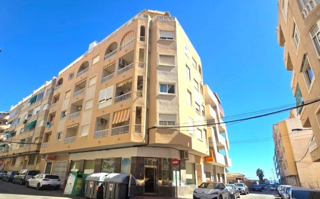 Revente - Appartement -
Torrevieja - Playa del Cura
