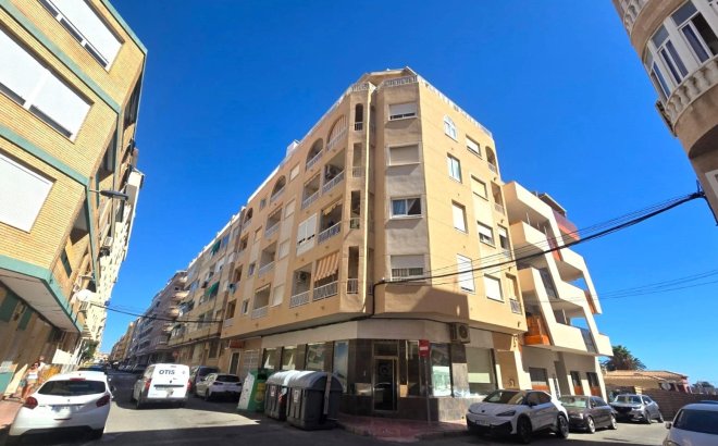 Revente - Appartement -
Torrevieja - Playa del Cura