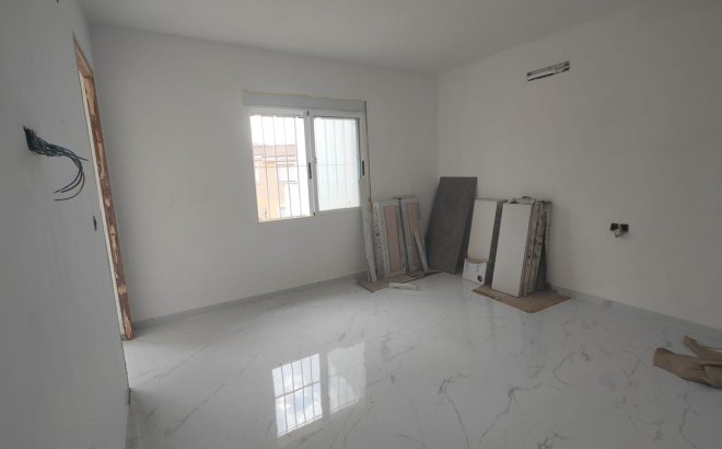 Revente - Town House -
San Miguel de Salinas - Blue Lagoon - Galán