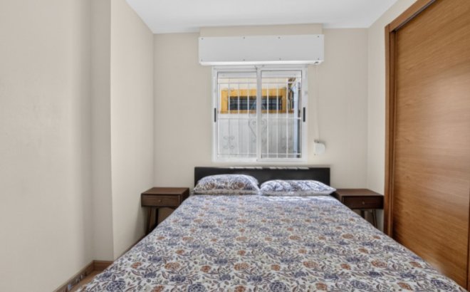Resale - Town House -
Torrevieja - Costa Blanca