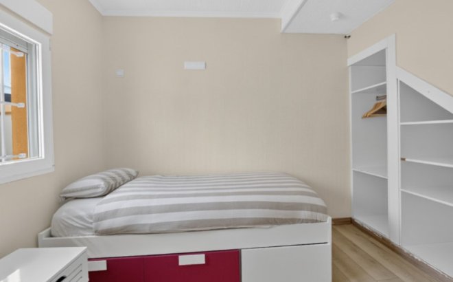 Resale - Town House -
Torrevieja - Costa Blanca