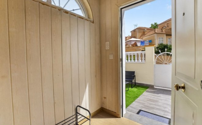 Resale - Town House -
Torrevieja - Costa Blanca