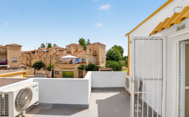 Resale - Town House -
Torrevieja - Costa Blanca