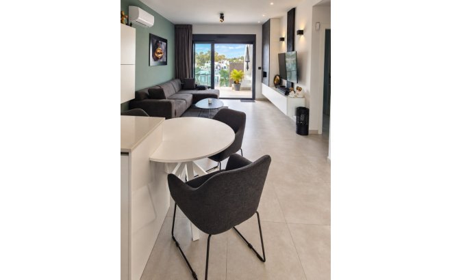 Resale - Penthouse -
El Raso - Costa Blanca