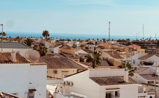Resale - Apartment -
Villamartin - Costa Blanca