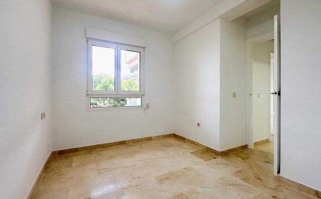 Revente - Appartement -
Orihuela Costa - Costa Blanca