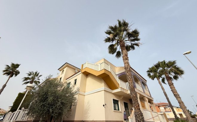 Herverkoop - Bungalow -
Rojales - Doña Pepa