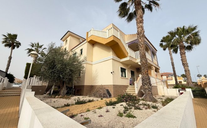 Herverkoop - Bungalow -
Rojales - Doña Pepa