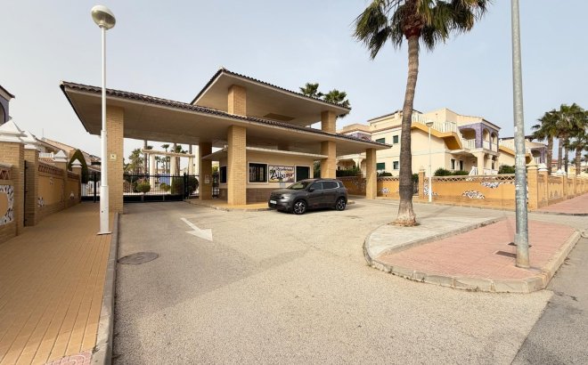 Herverkoop - Bungalow -
Rojales - Doña Pepa