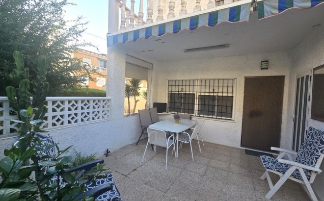 Resale - Dúplex -
Torrevieja - Habaneras