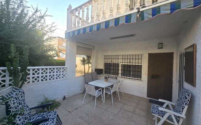 Resale - Dúplex -
Torrevieja - Habaneras