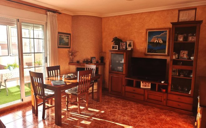 Resale - Apartment -
Torrevieja - Centro