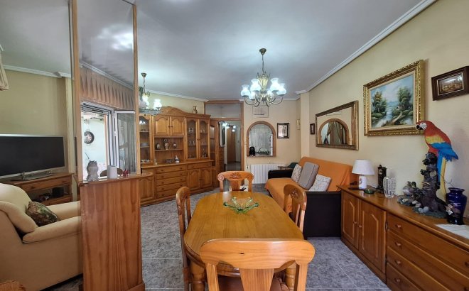 Resale - Apartment -
Torrevieja - Playa de los Locos