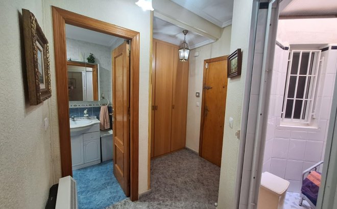 Resale - Apartment -
Torrevieja - Playa de los Locos