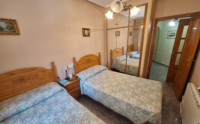 Resale - Apartment -
Torrevieja - Playa de los Locos