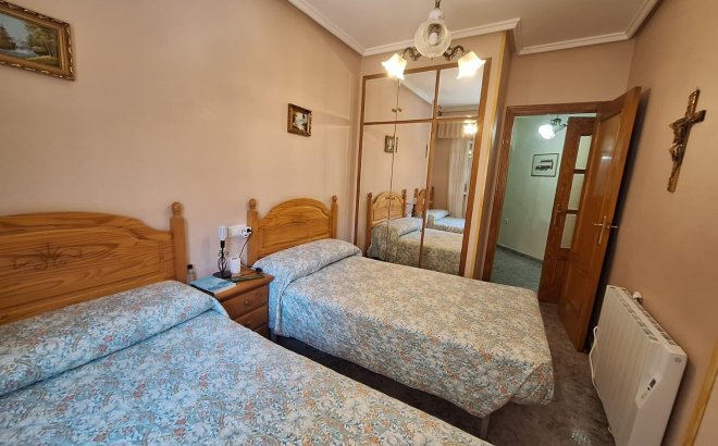 Resale - Apartment -
Torrevieja - Playa de los Locos