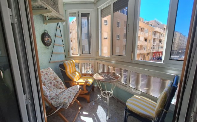 Resale - Apartment -
Torrevieja - Playa de los Locos