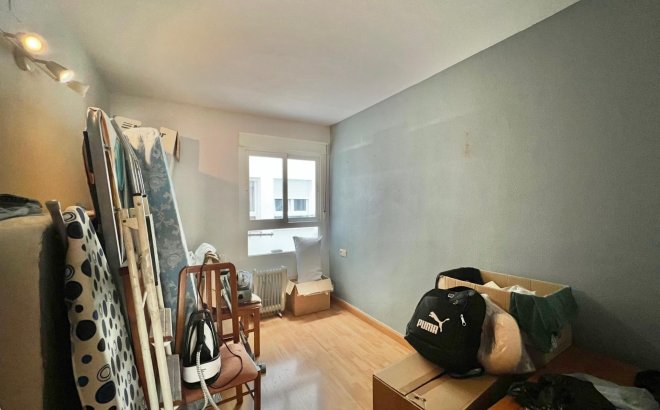 Resale - Apartment -
Torrevieja - Puerto Deportivo