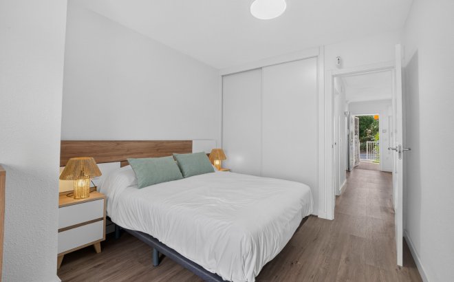 Resale - Apartment -
Villamartin - Costa Blanca