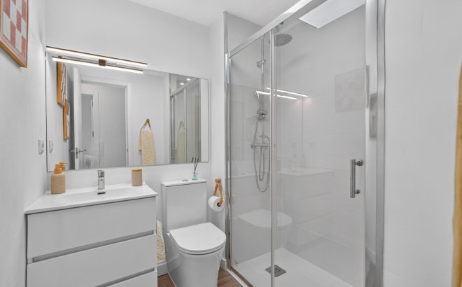 Resale - Apartment -
Villamartin - Costa Blanca