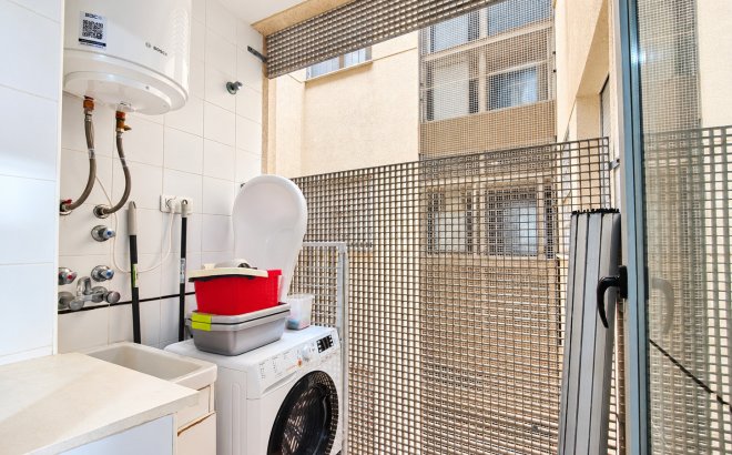 Revente - Appartement -
Torrevieja - Costa Blanca